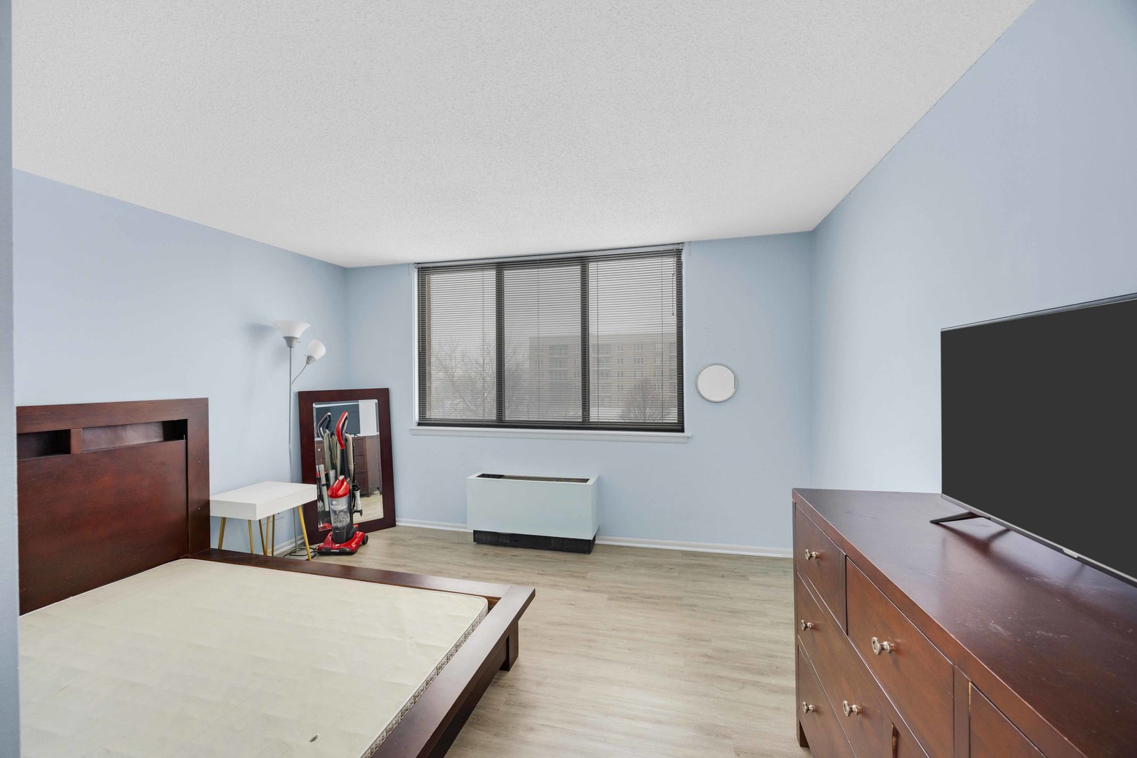 2000 Saint Regis Drive #4G, Lombard, IL 60148