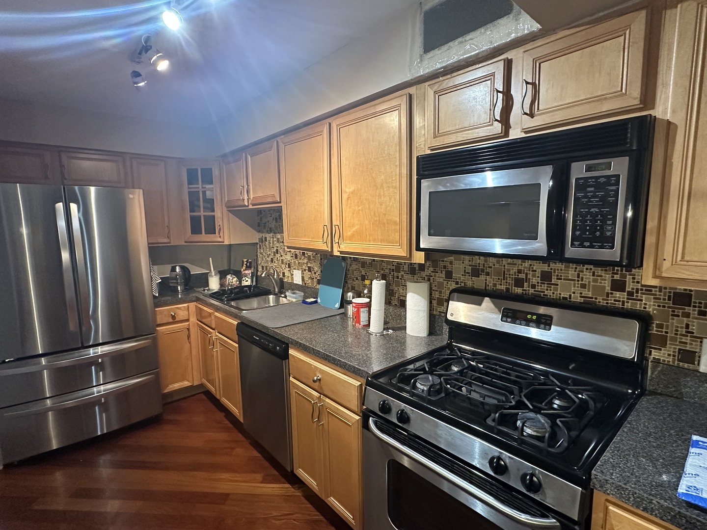 8809 W Golf Road #11F, Niles, IL 60714