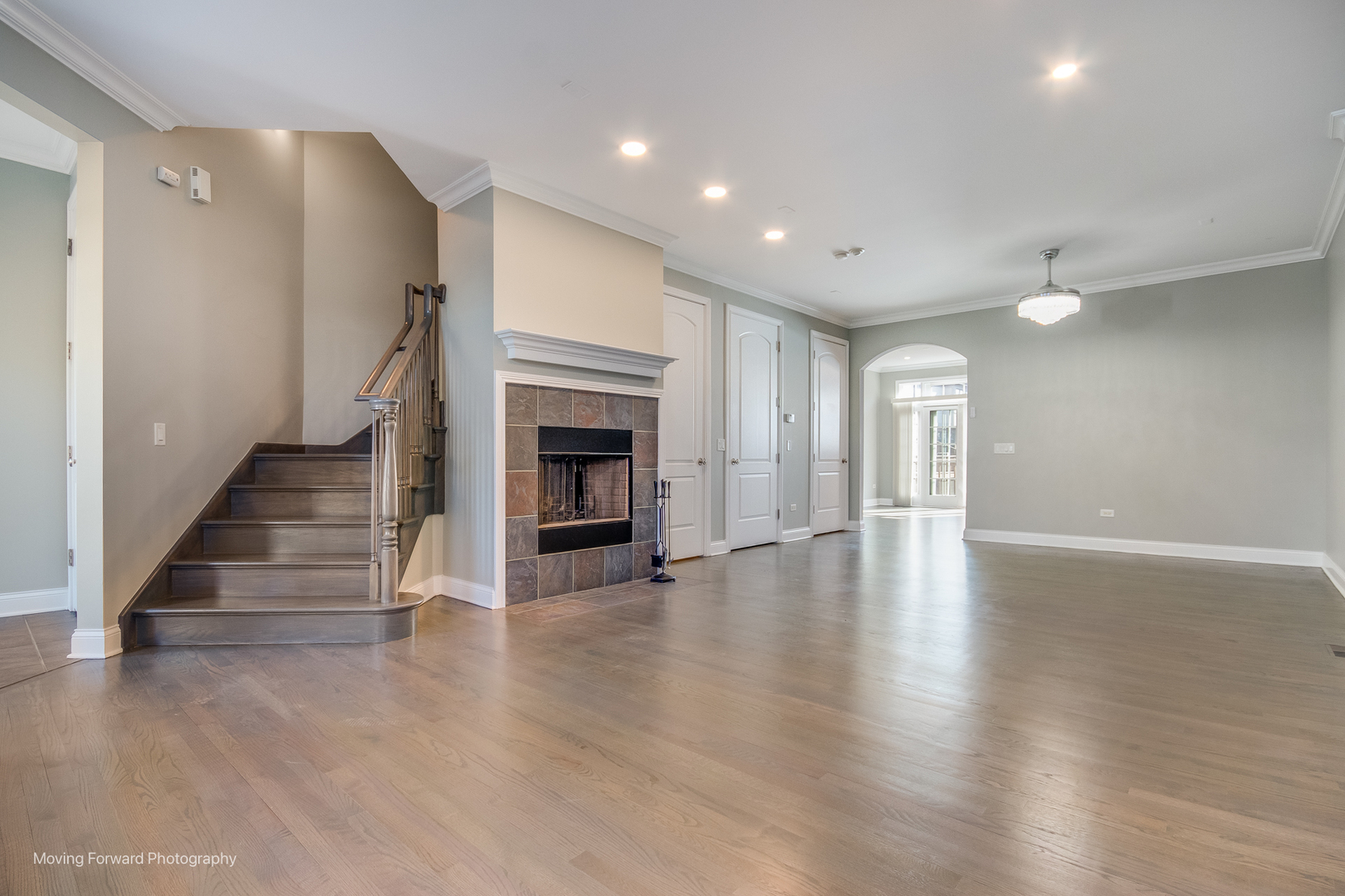 2023 Alta Vista Court, Naperville, IL 60563