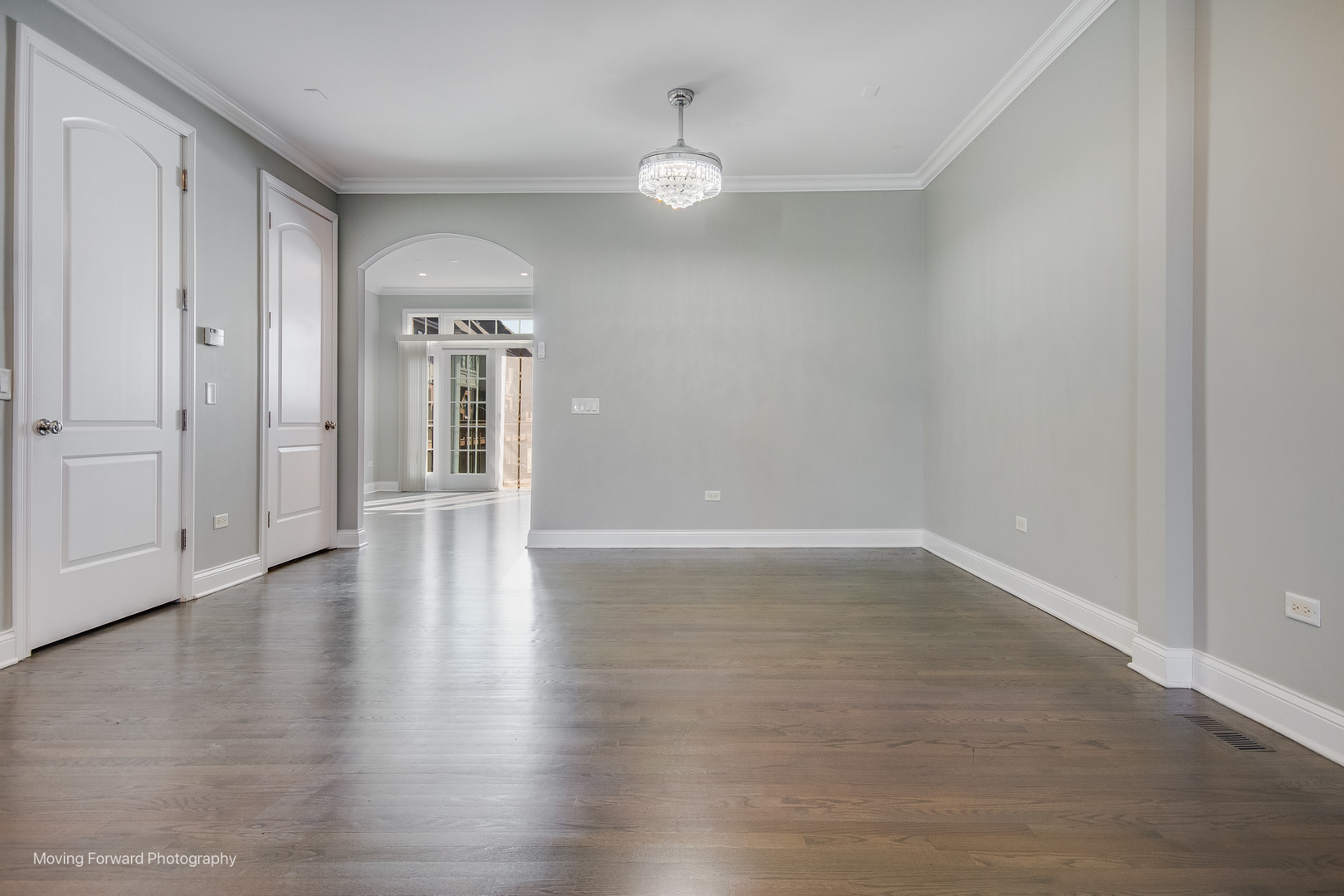 2023 Alta Vista Court, Naperville, IL 60563