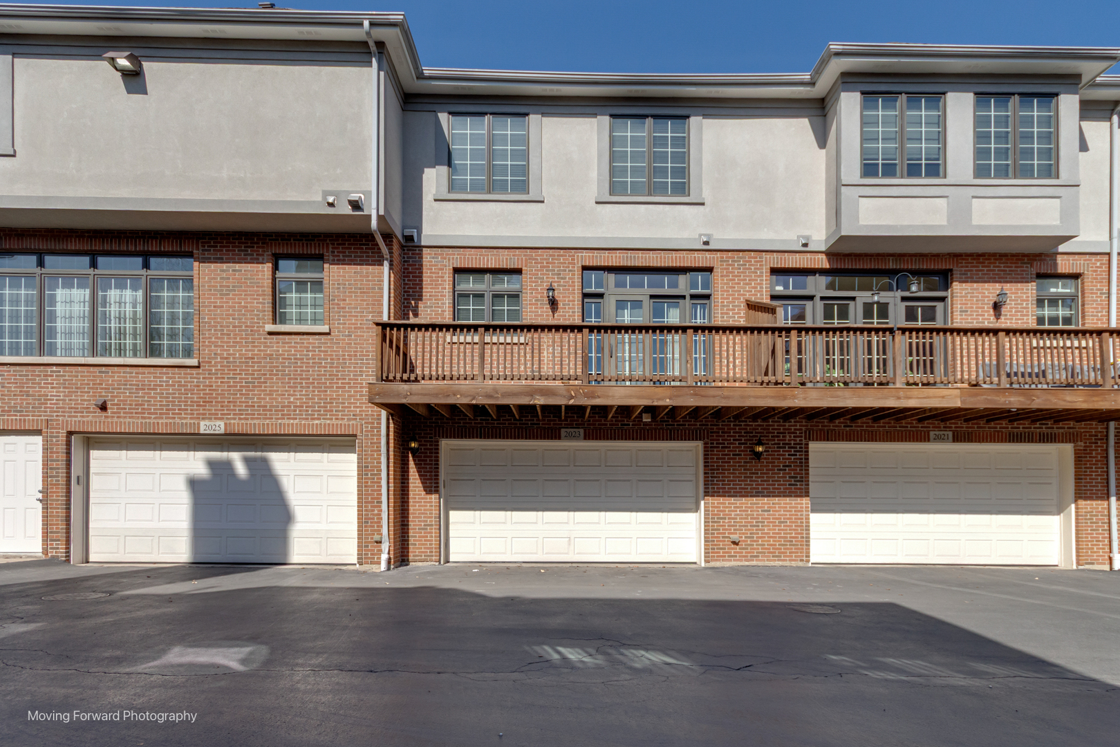 2023 Alta Vista Court, Naperville, IL 60563