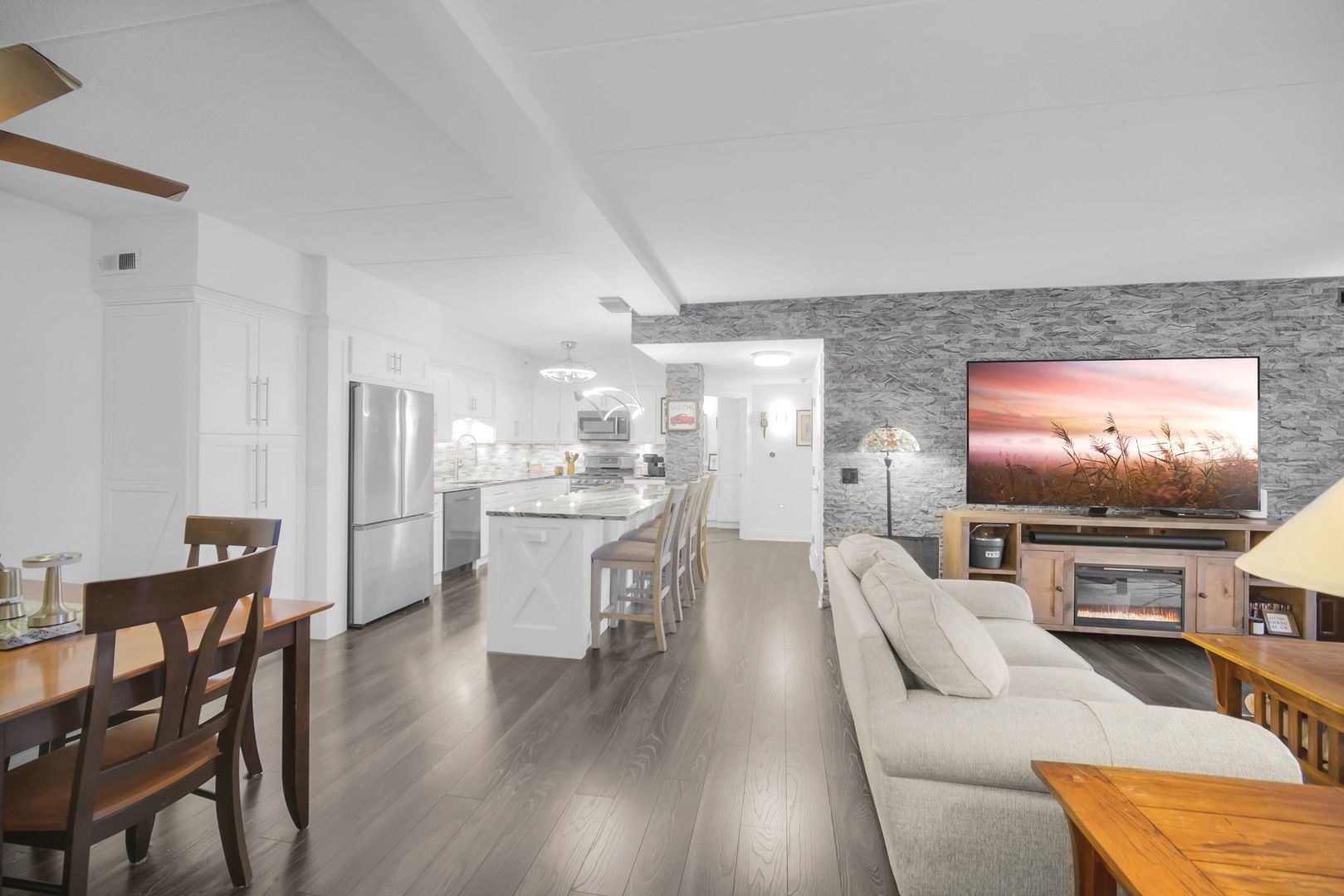 16001 S 88th Avenue #204, Orland Park, IL 60462