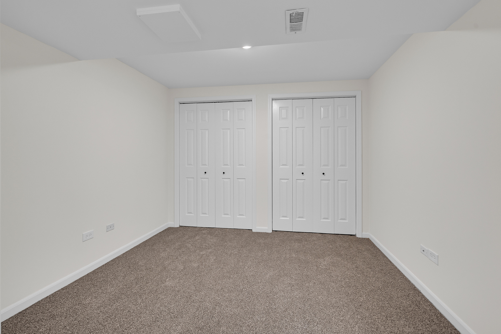 3248 Hampshire Lane, Waukegan, IL 60087