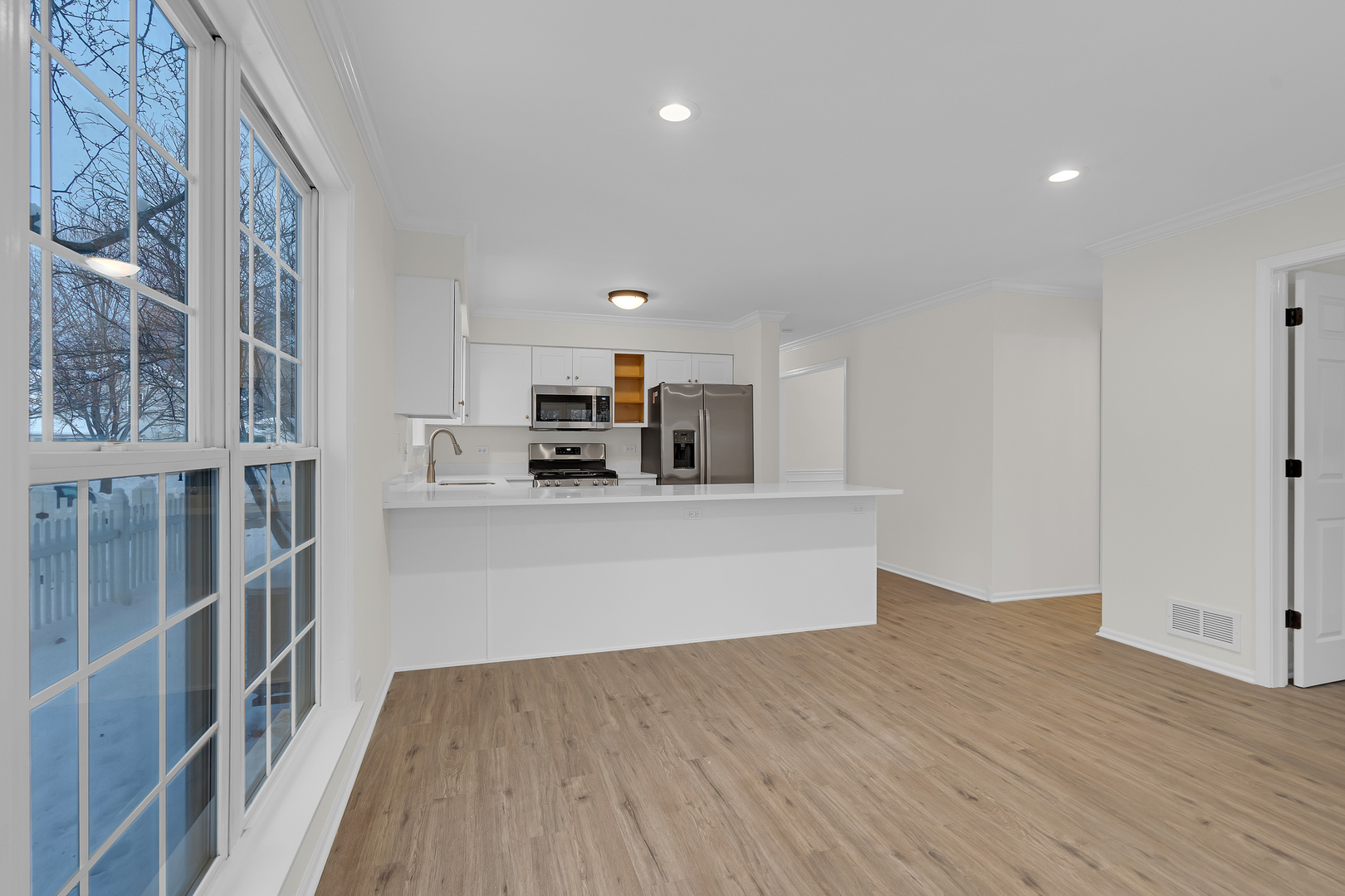 3248 Hampshire Lane, Waukegan, IL 60087