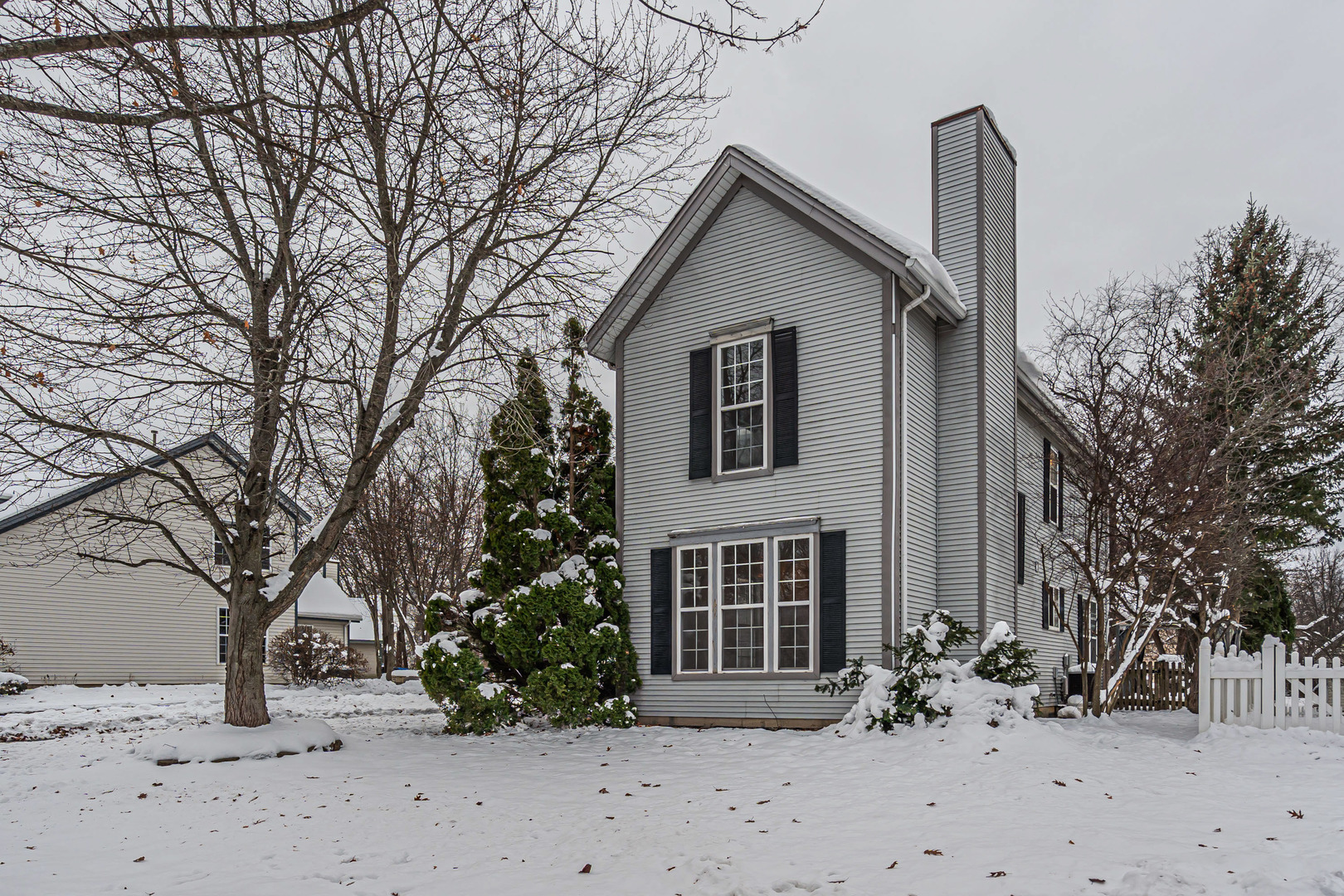 3248 Hampshire Lane, Waukegan, IL 60087