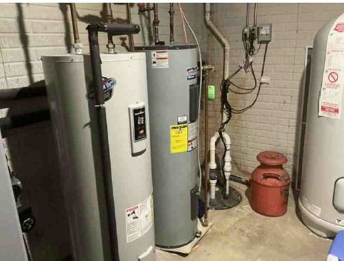 302 S Walnut Street, Colfax, IL 61728