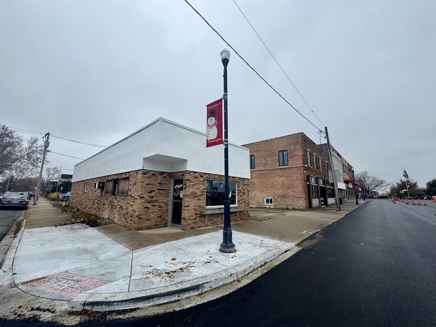 126 Walnut Street, Washington, IL 61571