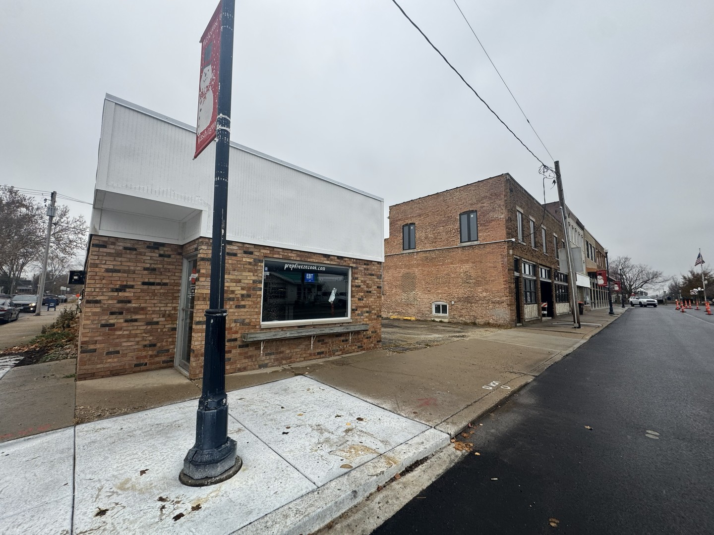 126 Walnut Street, Washington, IL 61571