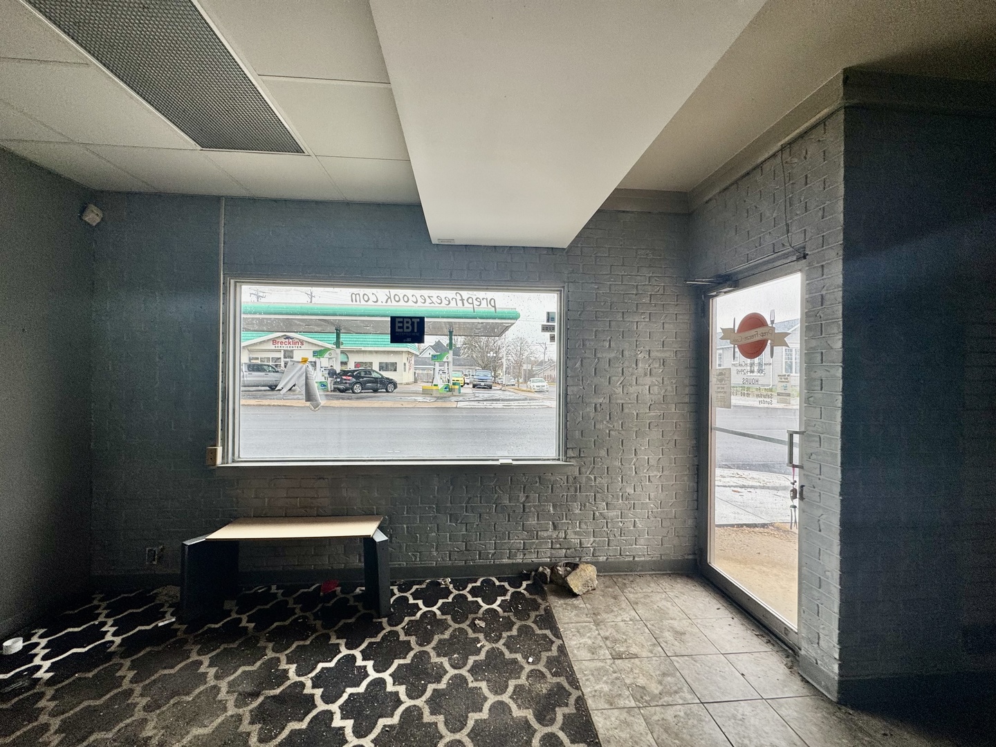 126 Walnut Street, Washington, IL 61571