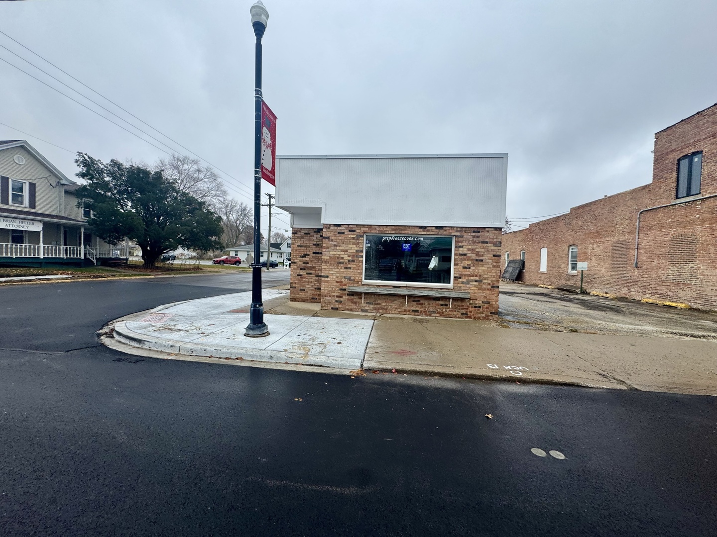 126 Walnut Street, Washington, IL 61571