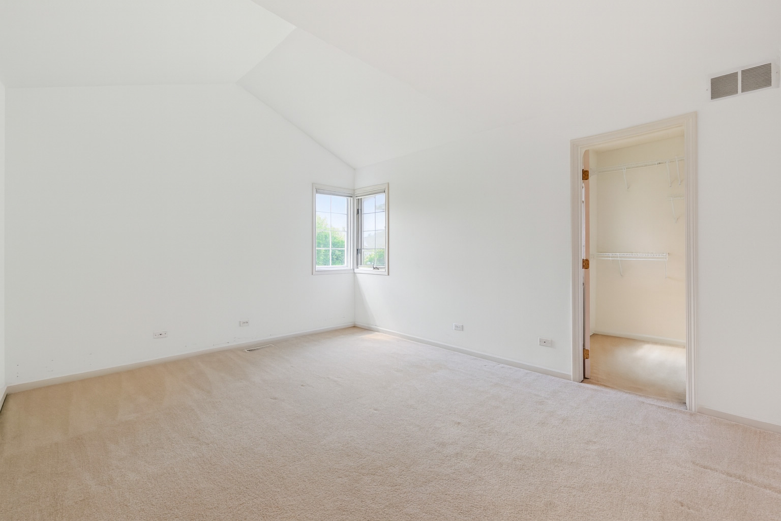 303 Reserve Circle, Clarendon Hills, IL 60514