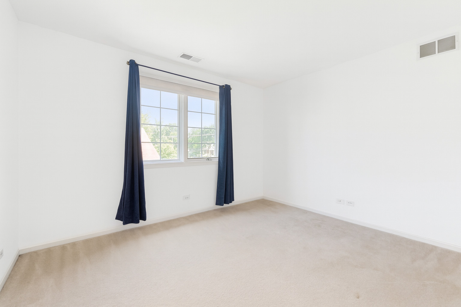 303 Reserve Circle, Clarendon Hills, IL 60514