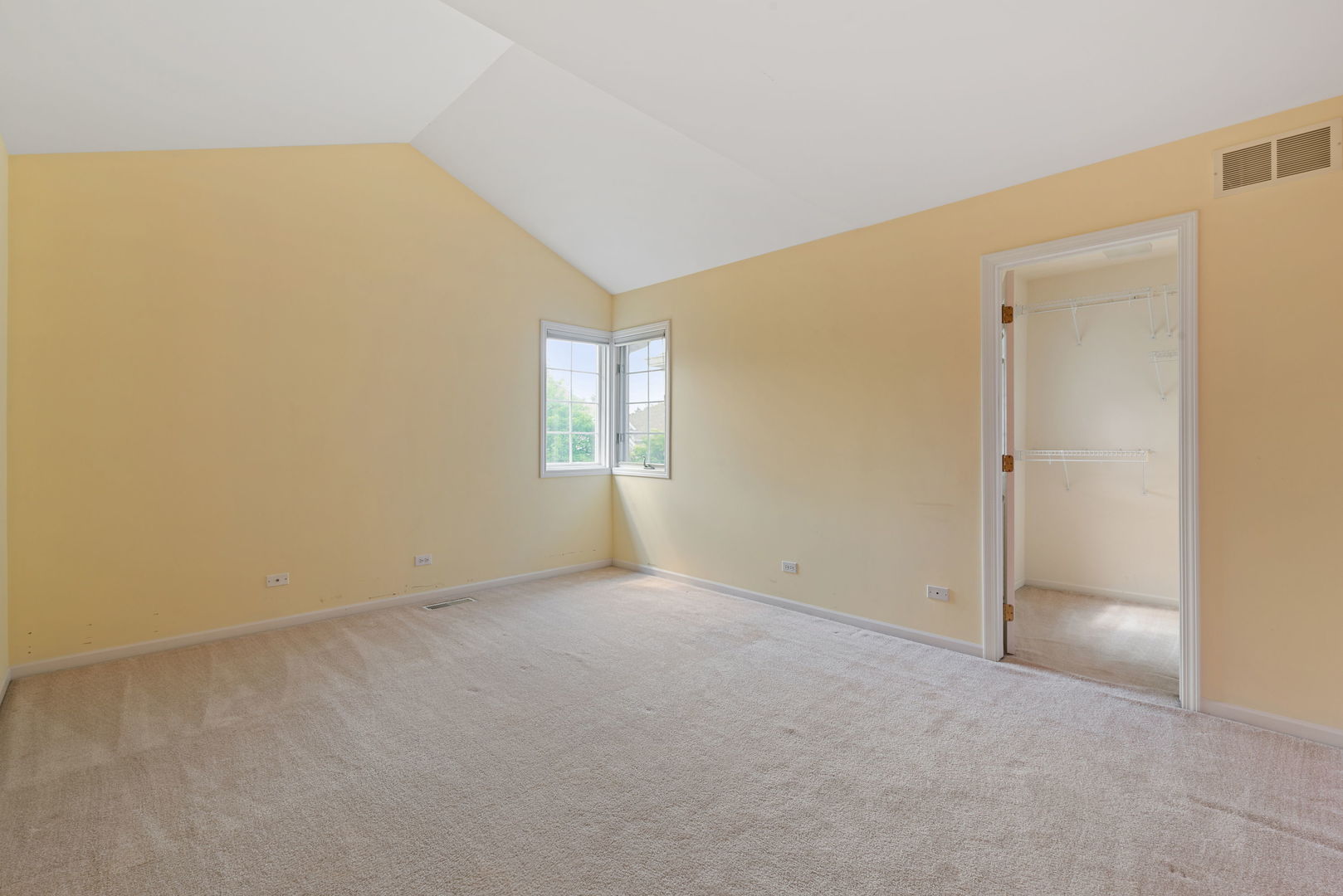 303 Reserve Circle, Clarendon Hills, IL 60514