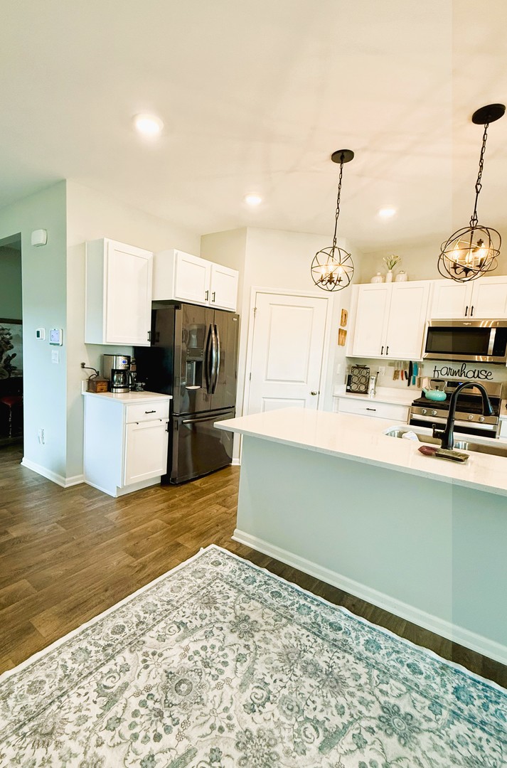 6323 Aspen Lane, Wonder Lake, IL 60097