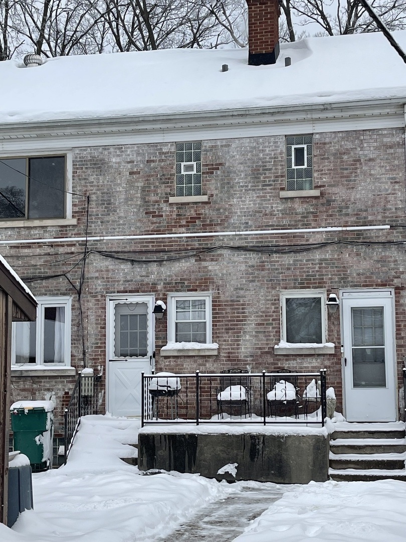 907 N Raynor Avenue, Joliet, IL 60435