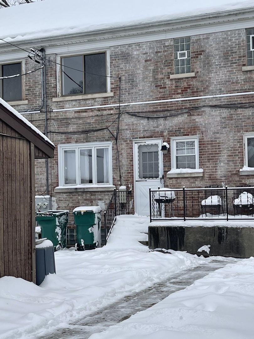 907 N Raynor Avenue, Joliet, IL 60435