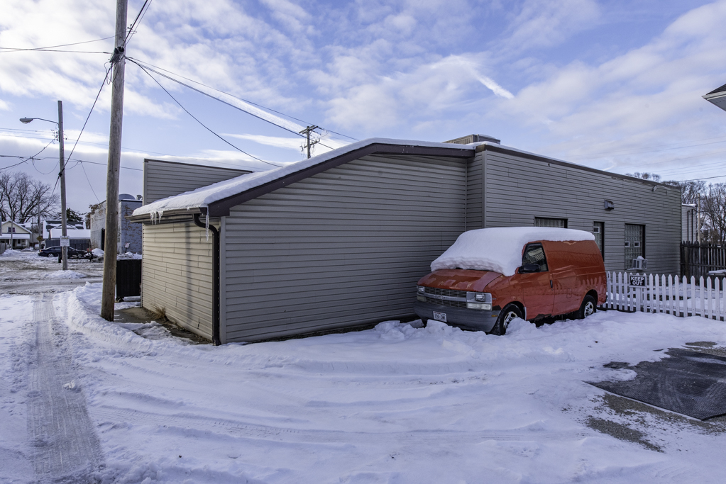 2827 63rd Street, Kenosha, WI 53143