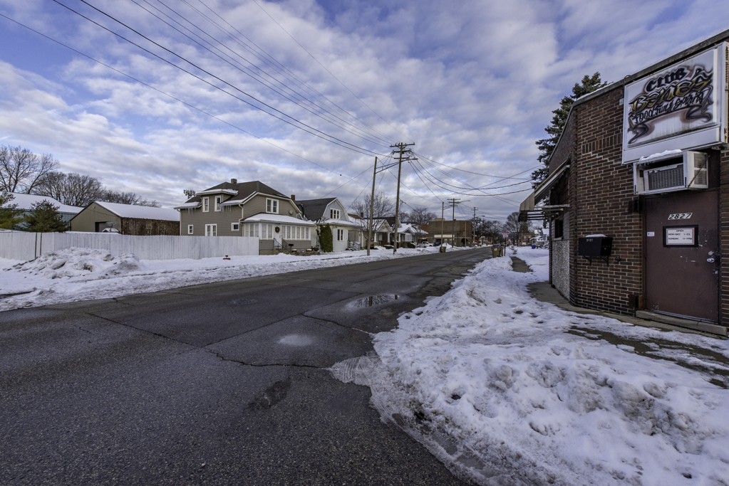 2827 63rd Street, Kenosha, WI 53143