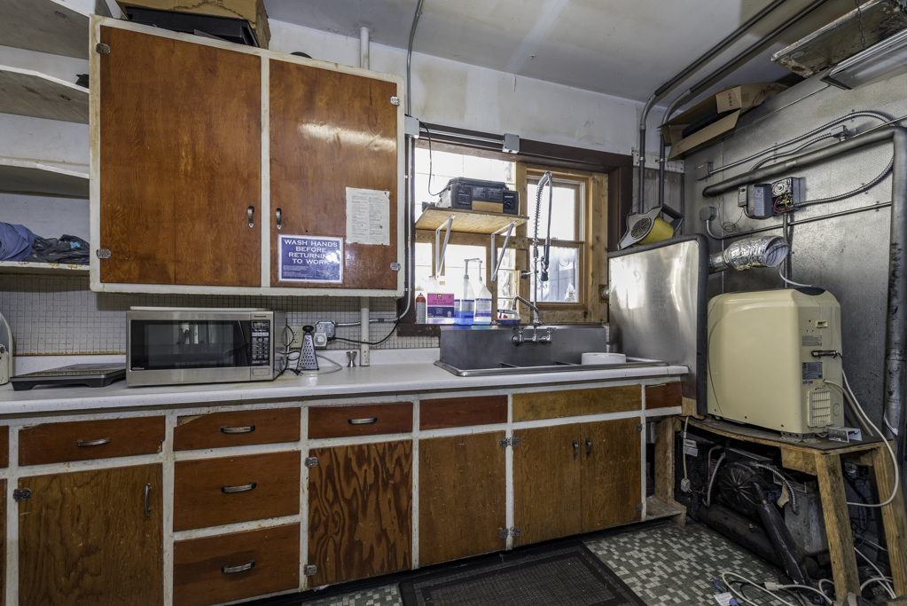 2827 63rd Street, Kenosha, WI 53143