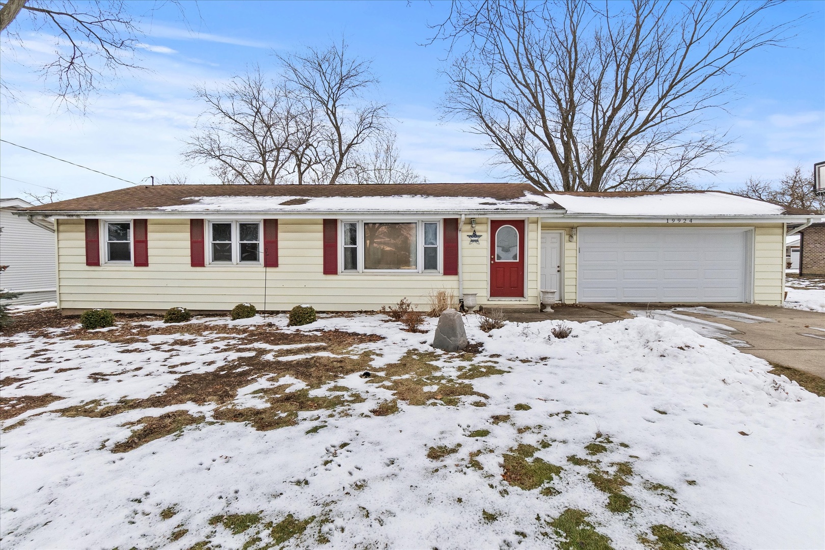 19924 S HILLGATE Road, Mokena, IL 60448