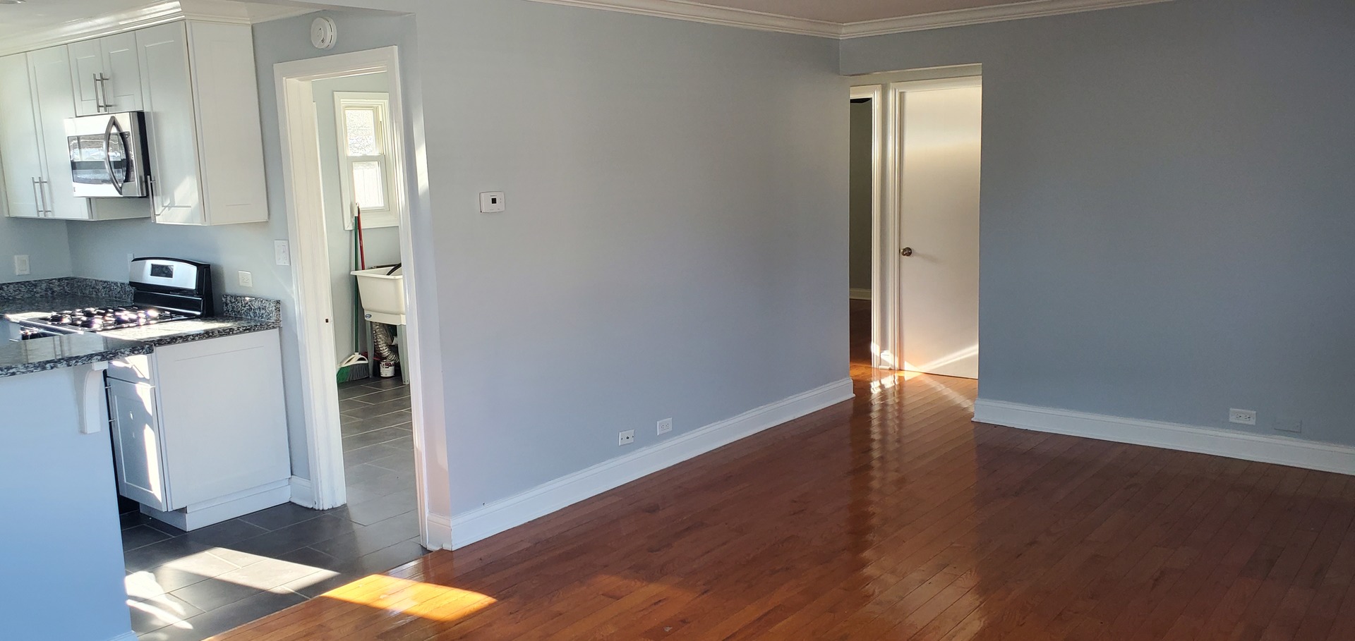 2049 Magnolia Road, Homewood, IL 60430