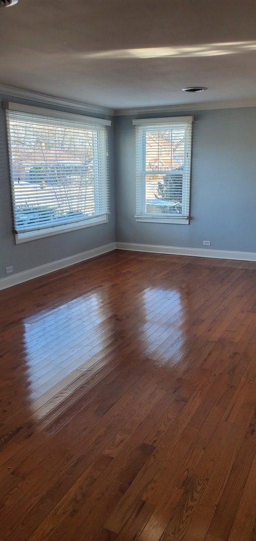 2049 Magnolia Road, Homewood, IL 60430