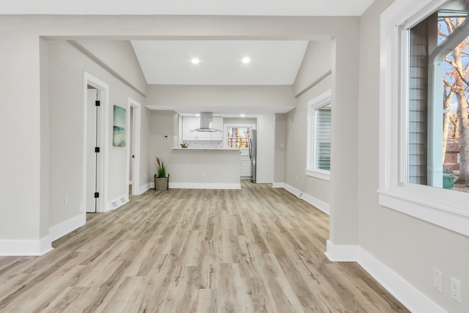 38323 N 3rd Avenue, Spring Grove, IL 60081