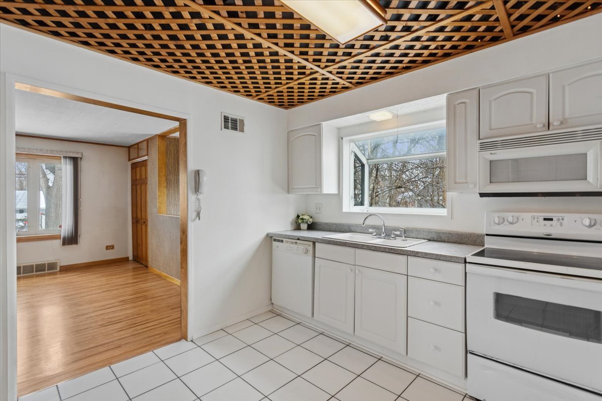 11333 72nd Street, Burr Ridge, IL 60527