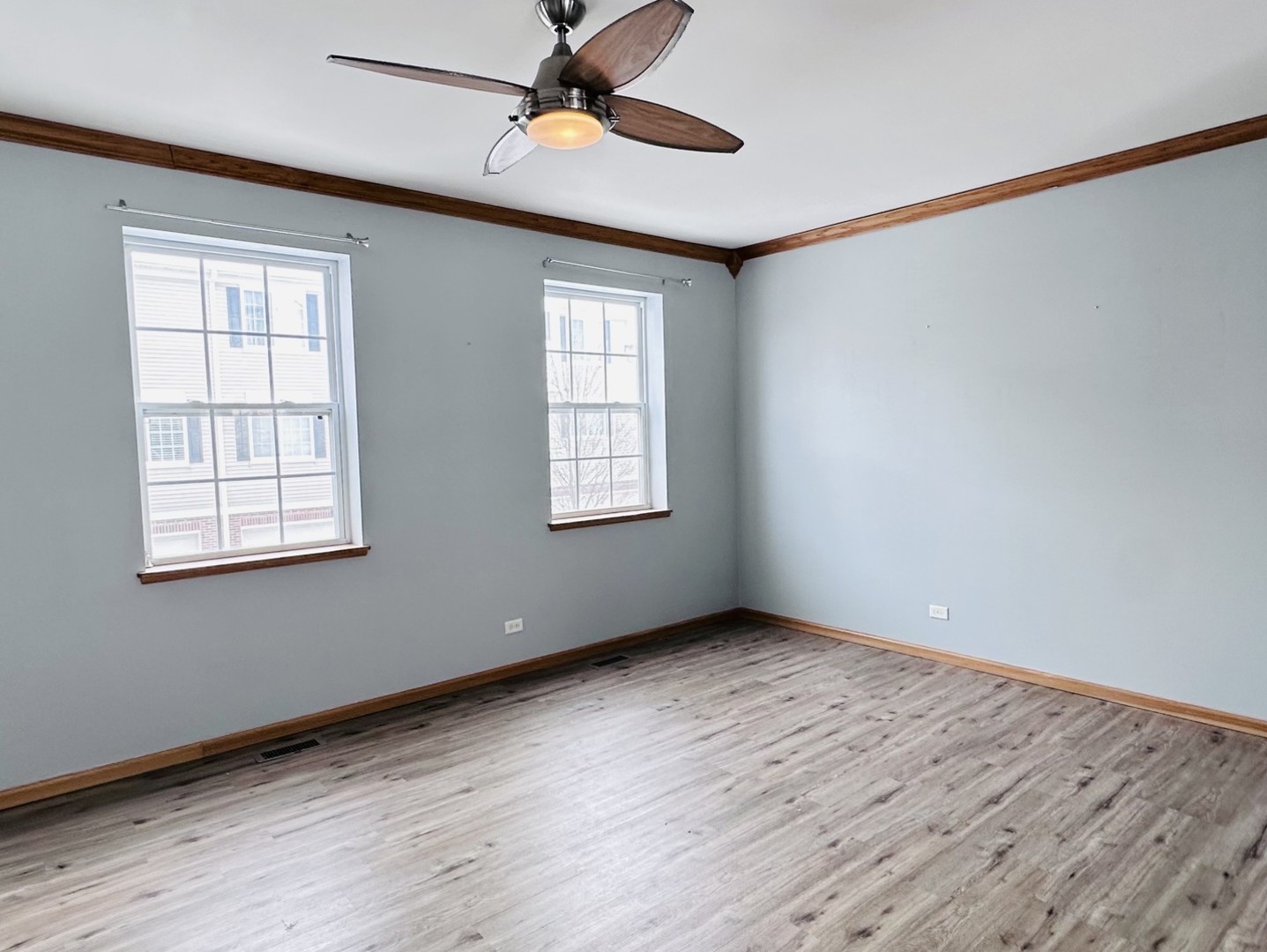 1851 Indian Hill Lane, Aurora, IL 60503