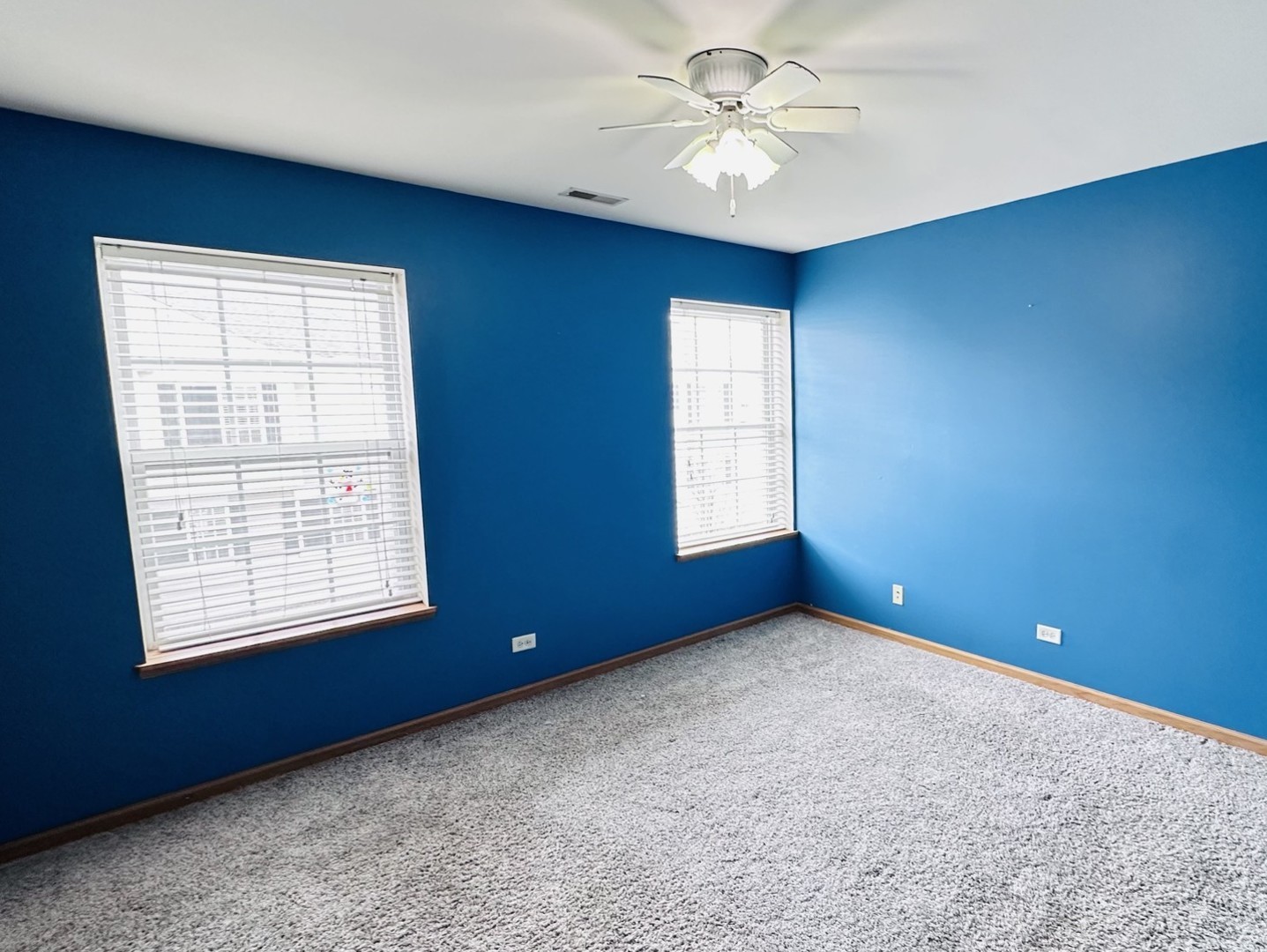 1851 Indian Hill Lane, Aurora, IL 60503