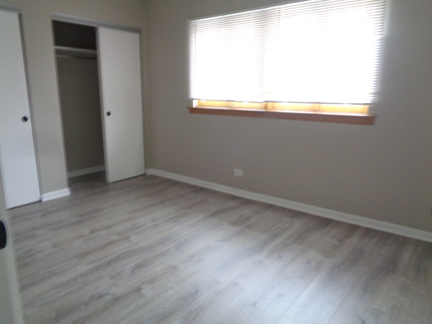 9644 S kedzie Avenue #2, Evergreen Park, IL 60805