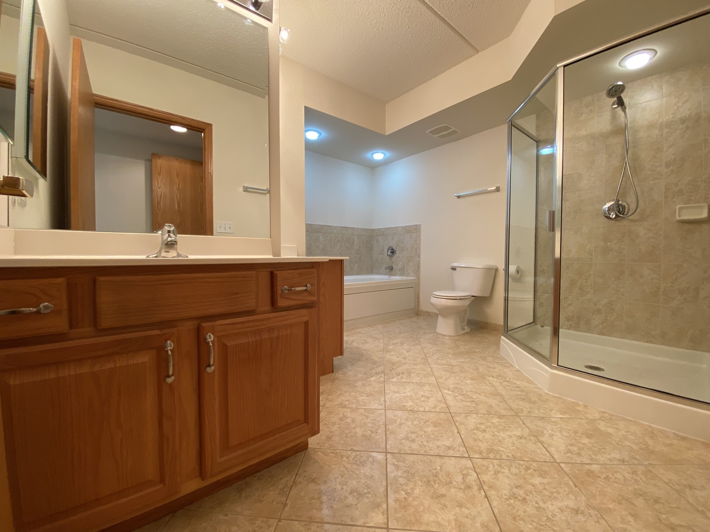 20 S MAIN Street #612, Mount Prospect, IL 60056