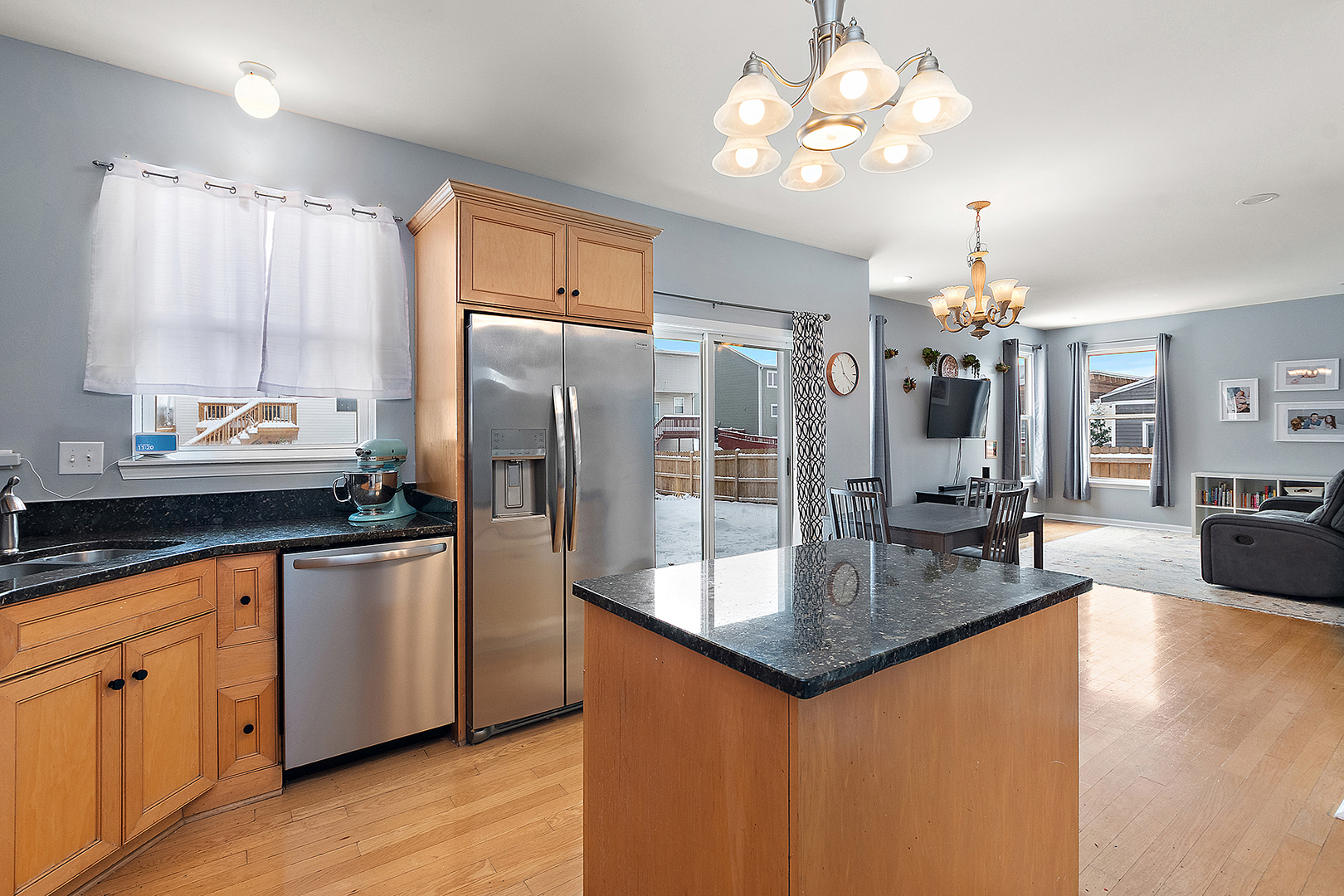 420 Wilshire Lane, Bolingbrook, IL 60440