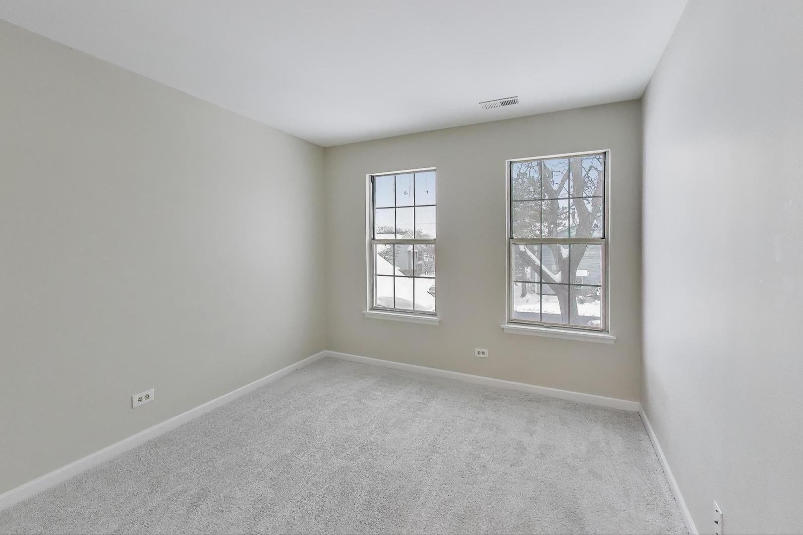 249 W Lynn Drive #6, Palatine, IL 60067