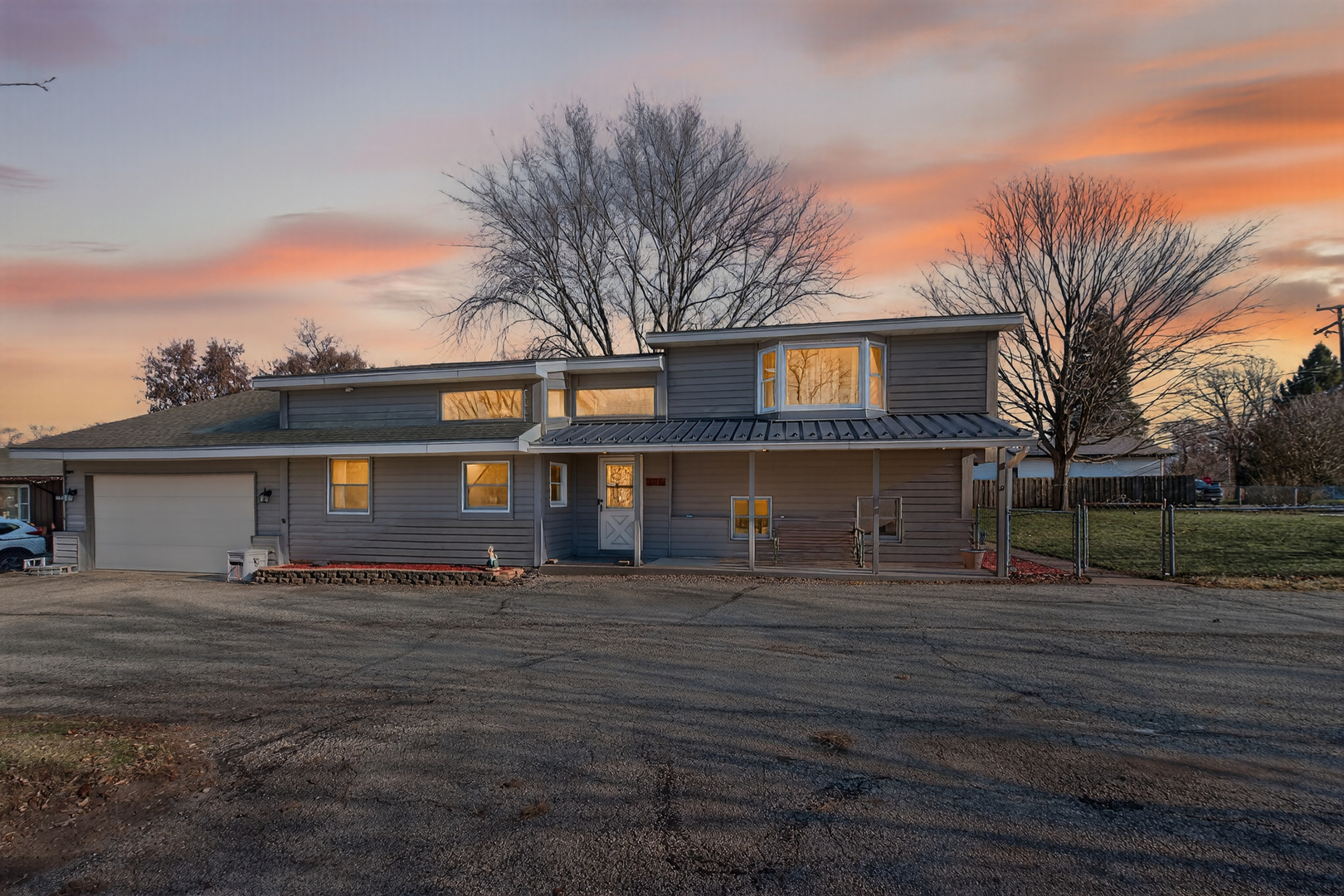 6606 Silver Lake Road, Cary, IL 60013