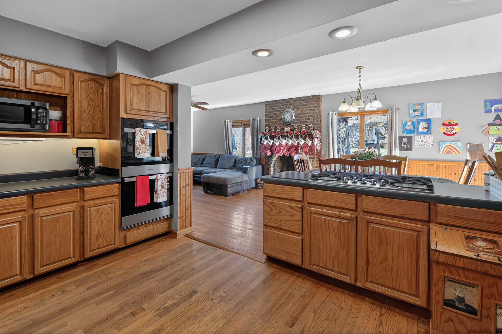 6606 Silver Lake Road, Cary, IL 60013