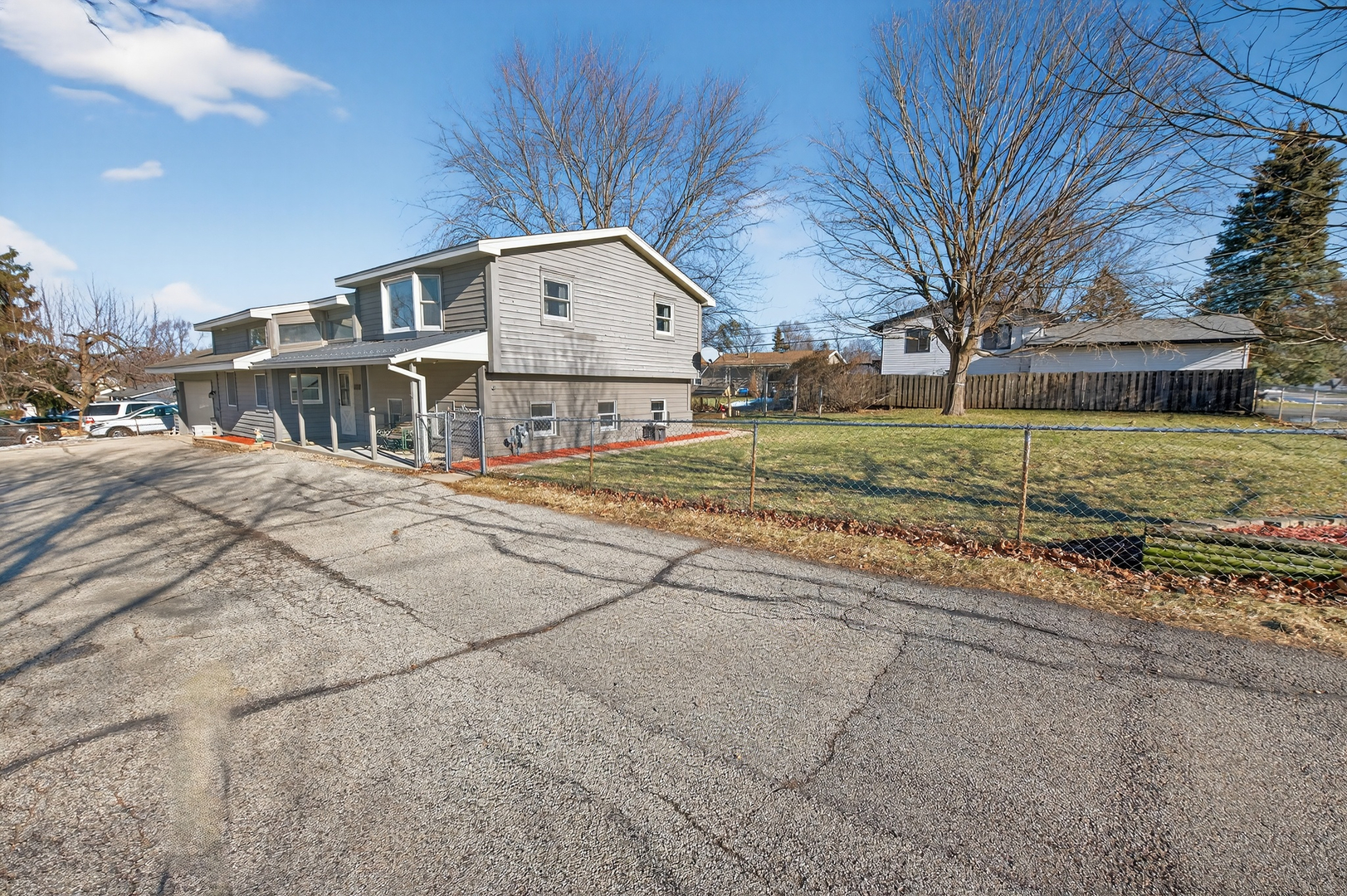 6606 Silver Lake Road, Cary, IL 60013