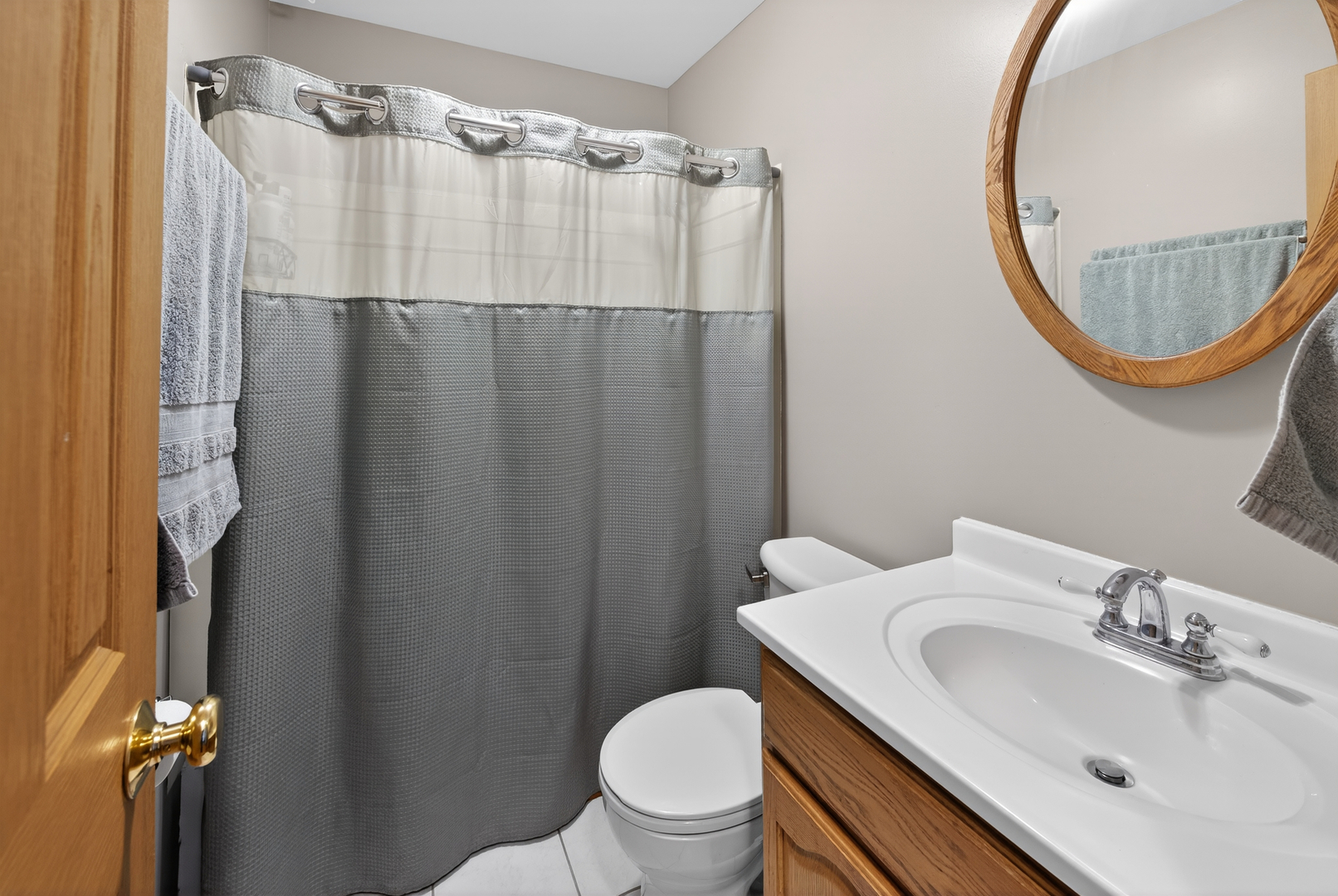 6606 Silver Lake Road, Cary, IL 60013