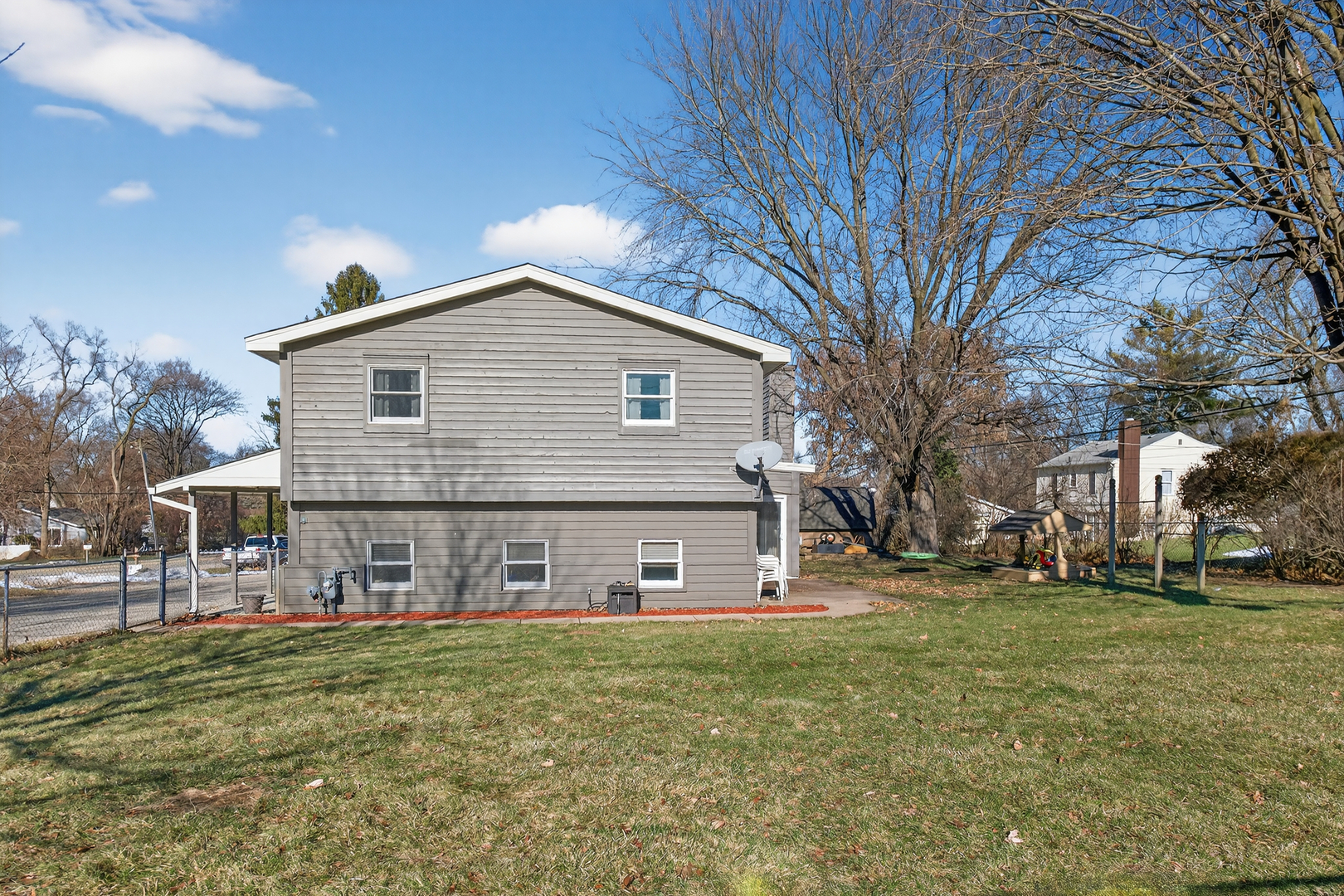 6606 Silver Lake Road, Cary, IL 60013