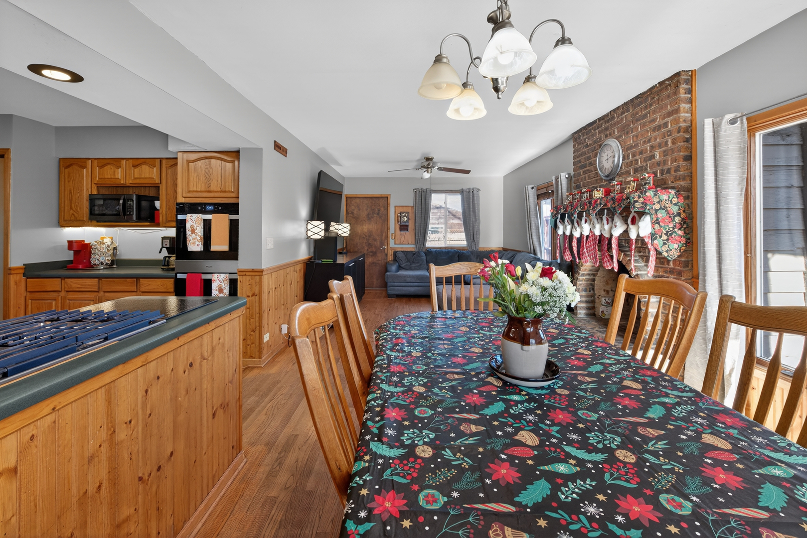 6606 Silver Lake Road, Cary, IL 60013