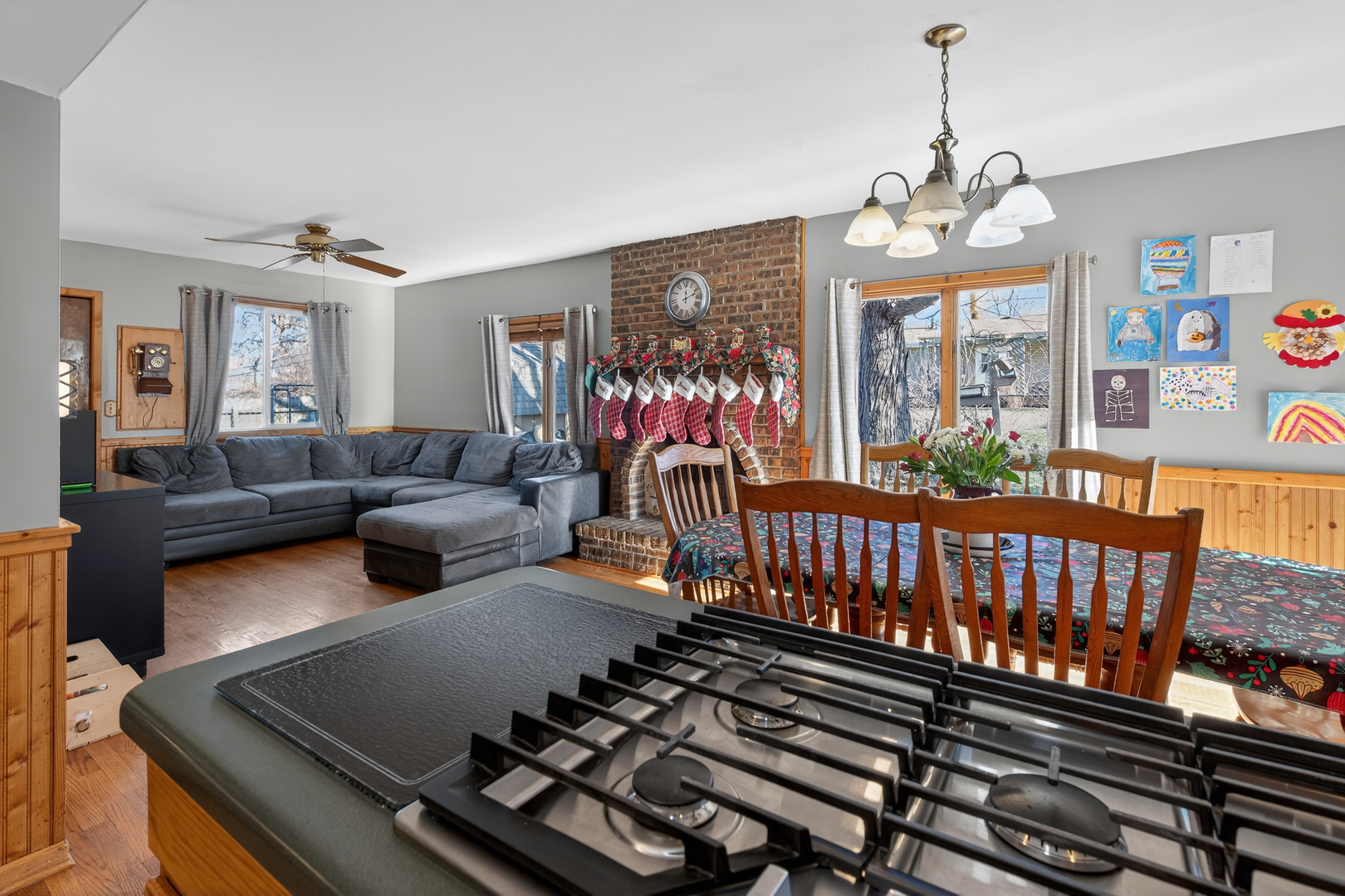 6606 Silver Lake Road, Cary, IL 60013