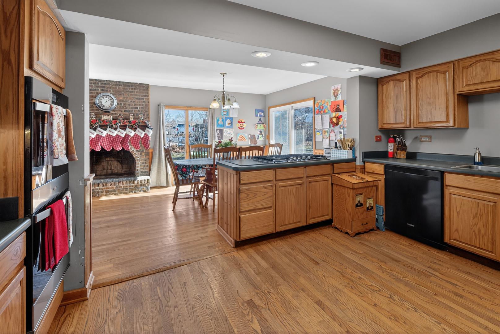 6606 Silver Lake Road, Cary, IL 60013