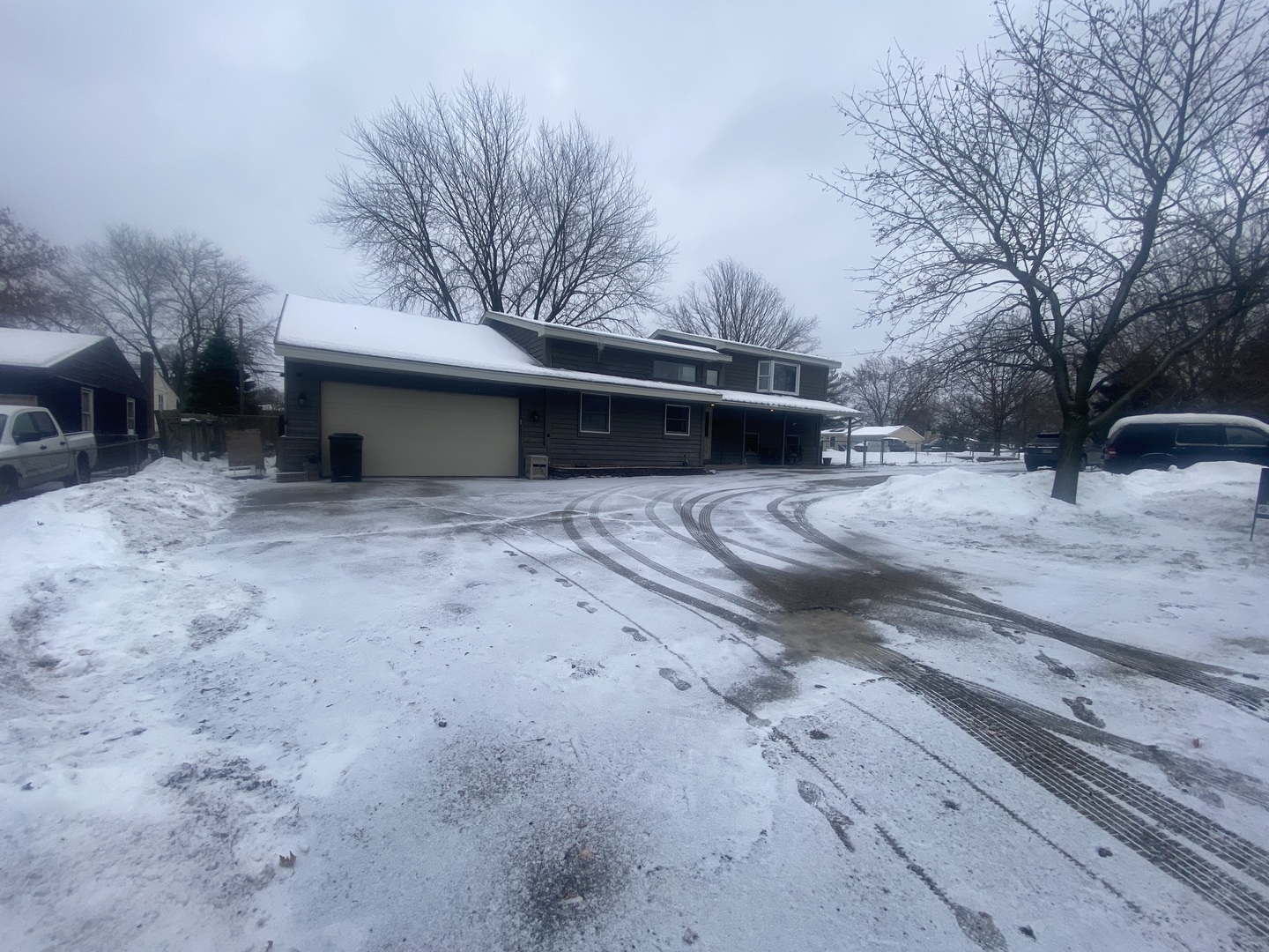 6606 Silver Lake Road, Cary, IL 60013