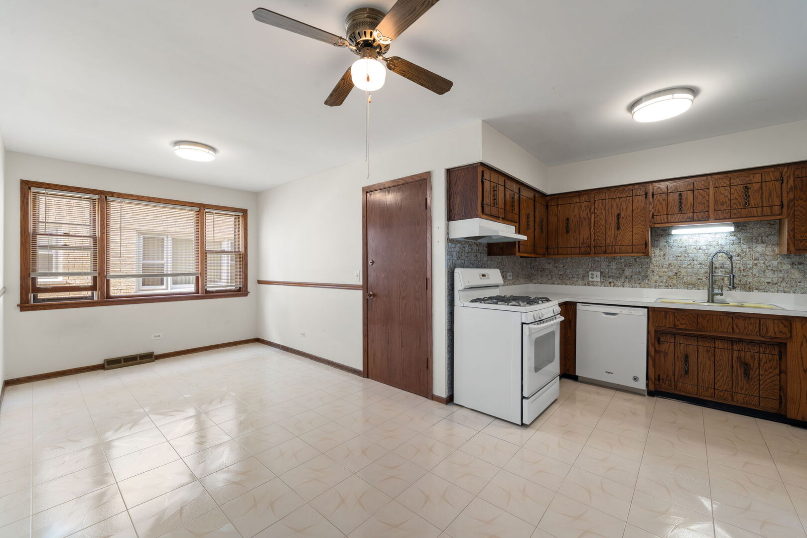 8427 W Windsor Avenue #1, Chicago, IL 60656