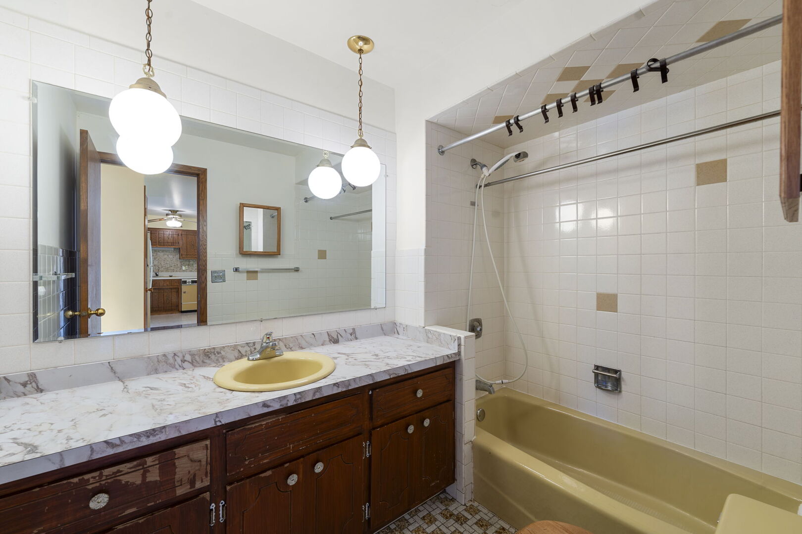 8427 W Windsor Avenue #2, Chicago, IL 60656