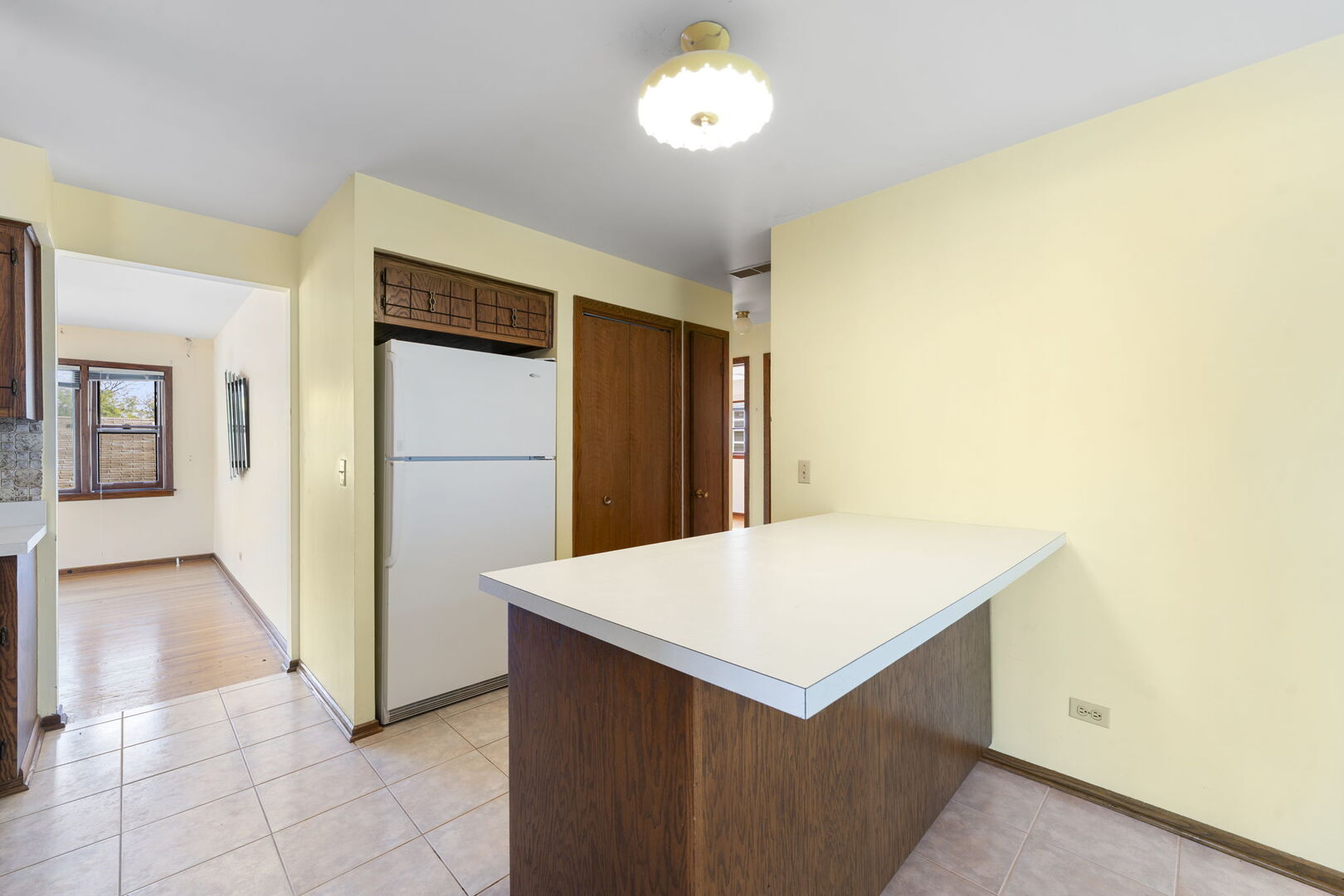 8427 W Windsor Avenue #2, Chicago, IL 60656