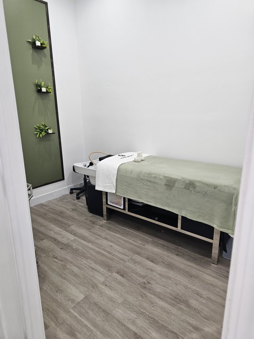 3110 N Sheridan Road, Chicago, IL 60657