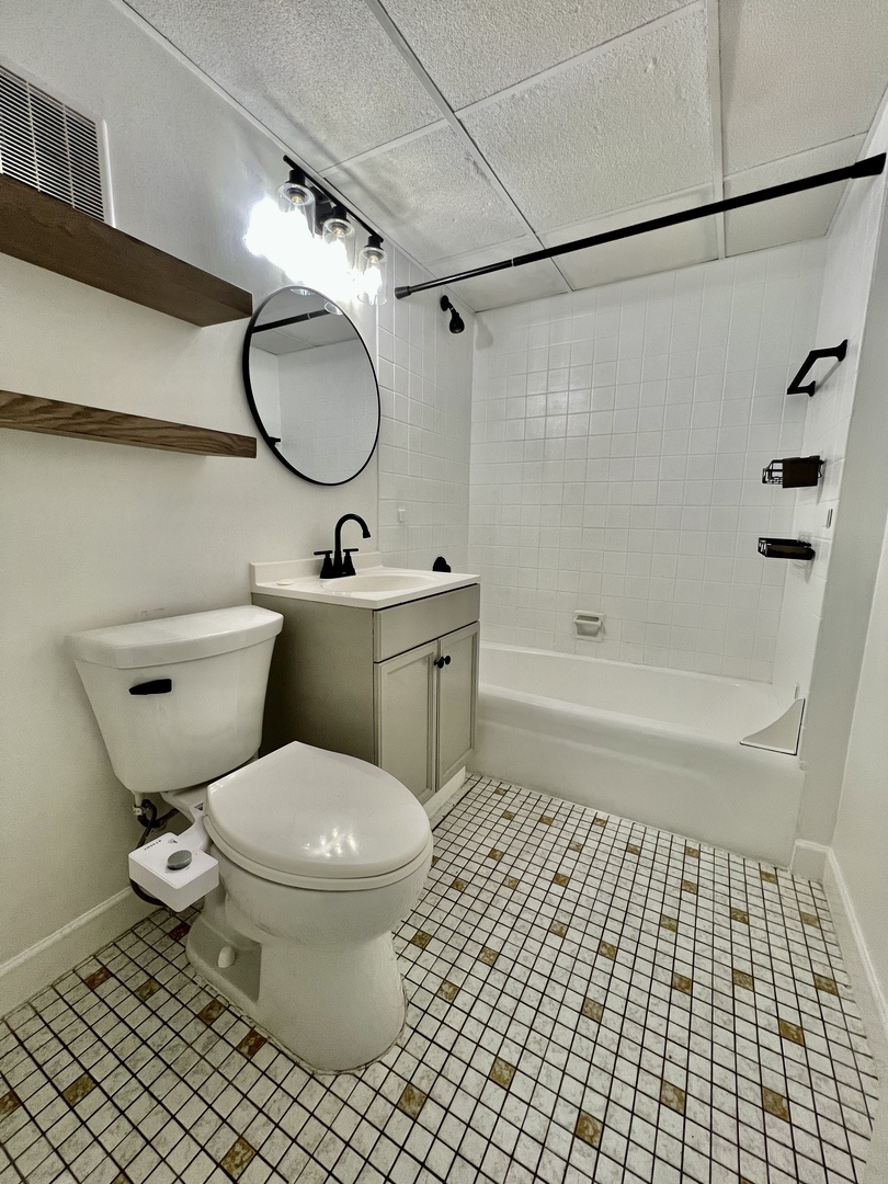 12026 S Kildare Avenue #16, Alsip, IL 60803