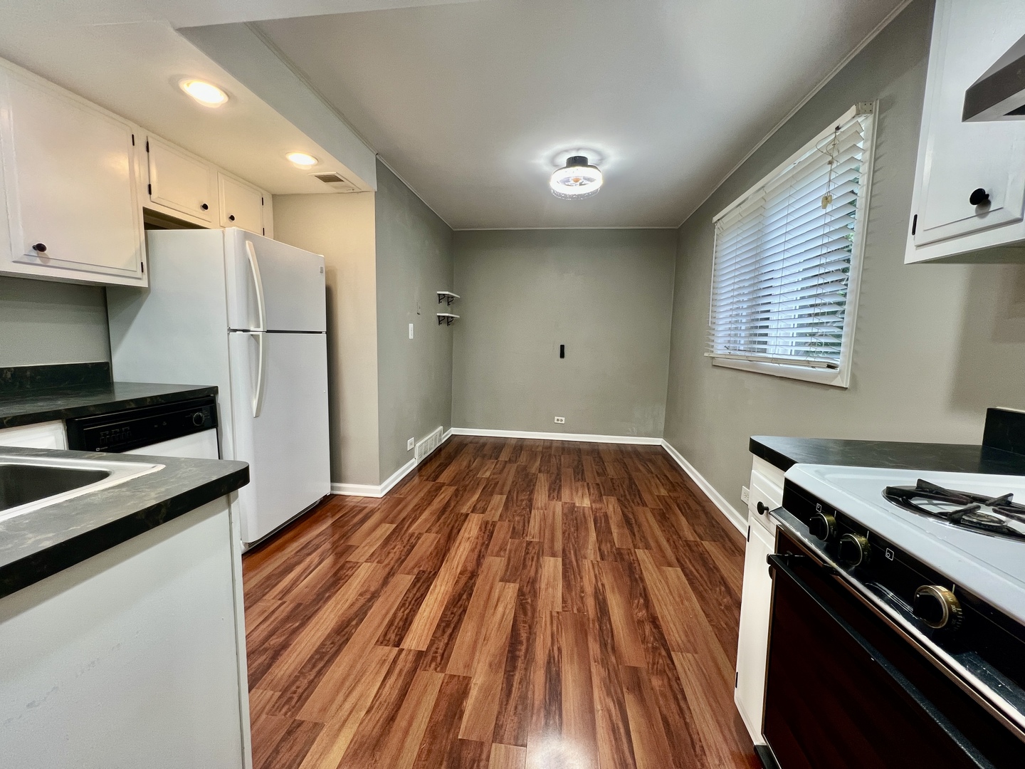 12026 S Kildare Avenue #16, Alsip, IL 60803