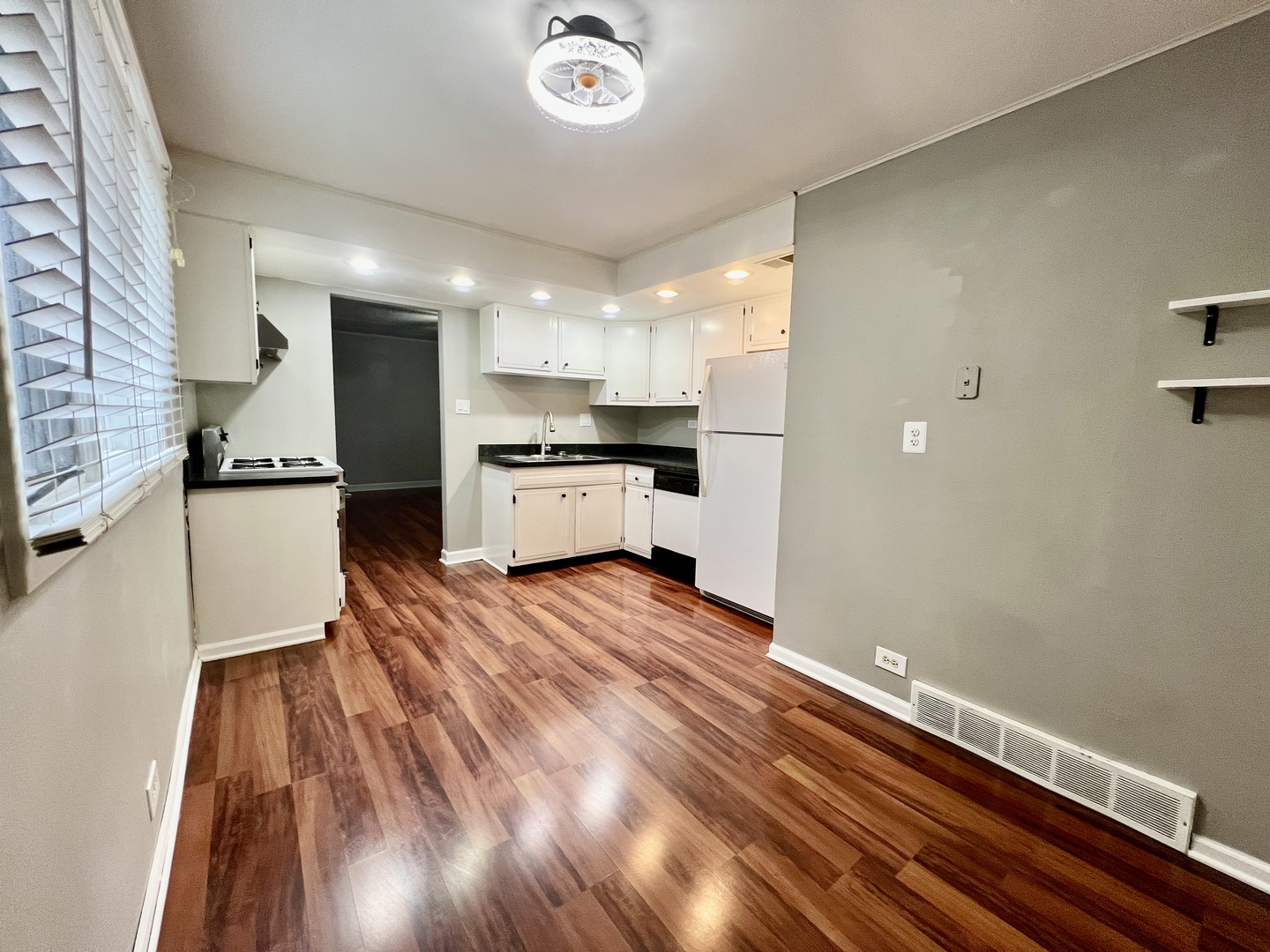 12026 S Kildare Avenue #16, Alsip, IL 60803